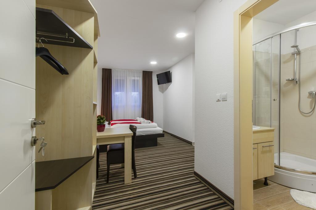 Parkcity Rooms Šibenik Kültér fotó