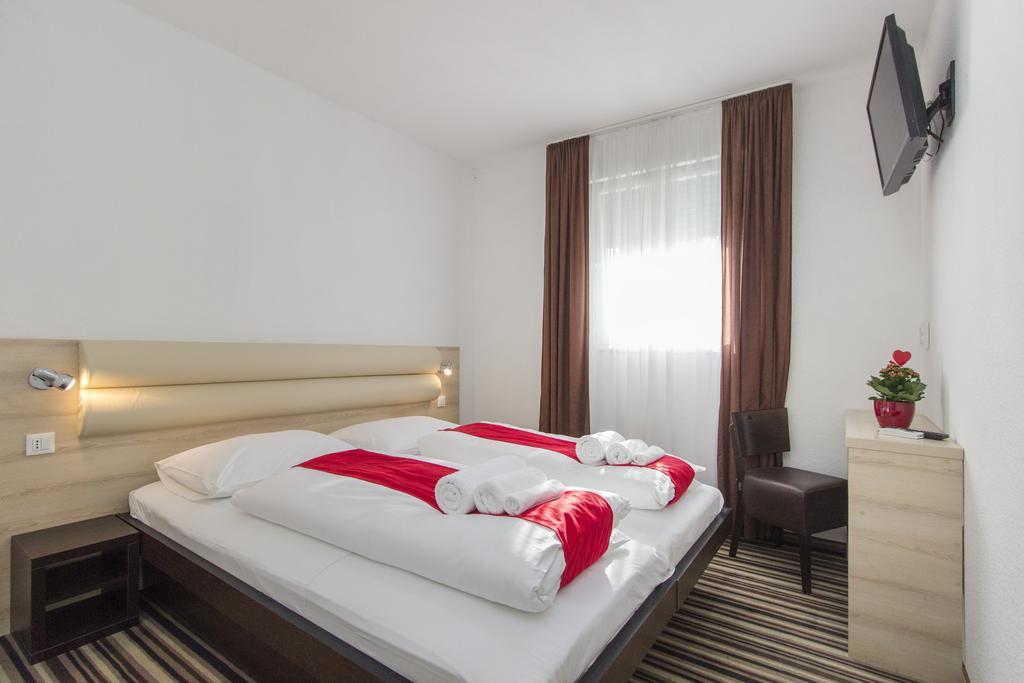 Parkcity Rooms Šibenik Kültér fotó