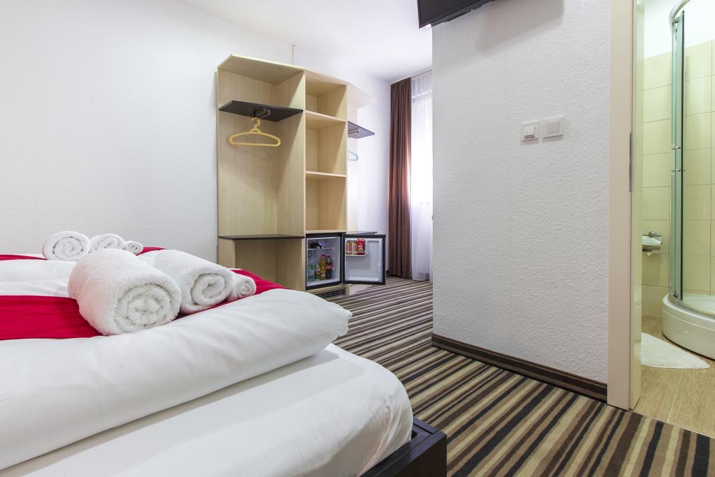 Parkcity Rooms Šibenik Kültér fotó